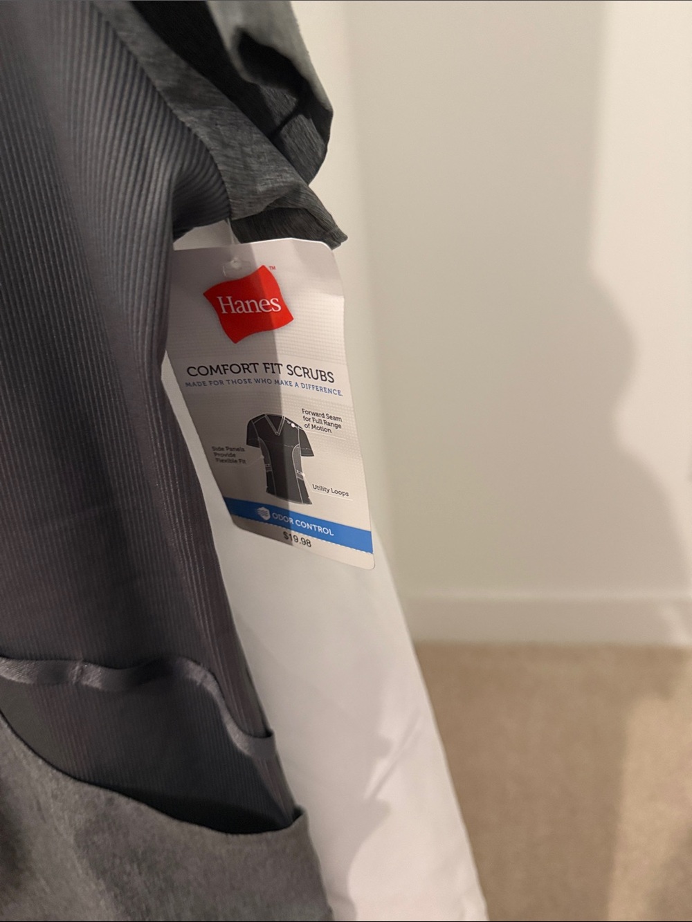 Hanes Gray Scrub set with Utility Pockets in size medium - Picture 6 of 8